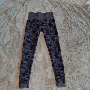 Gymshark camo seamless